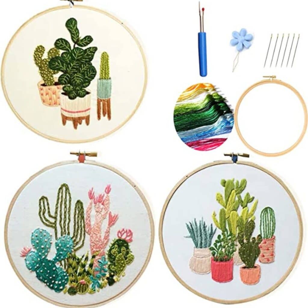 Louise Maelys 4 Pack Embroidery Starter Needlepoint Cross Stitch Kit for  Beginner Adults with Floral Pattern, Craft Stamped Embroidery Set Cloth  Hoops