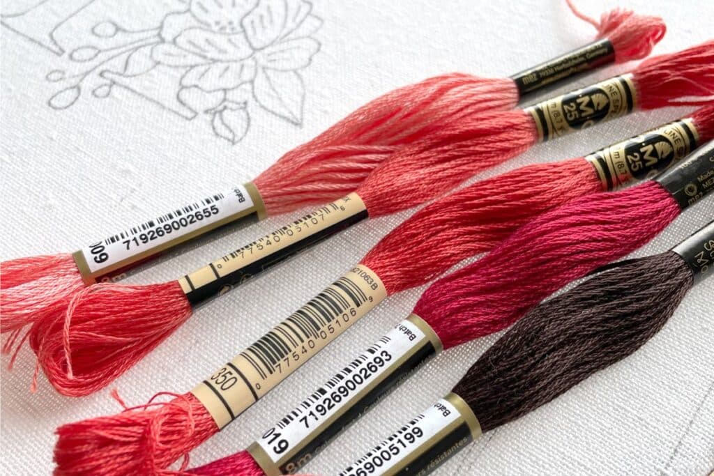 How to Paint with Thread: The Complete Guide - Makenstitch